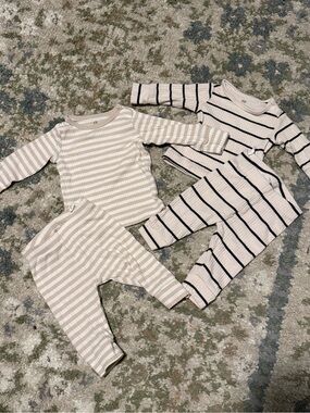 H&M White Top with Black Stripes - Ribbed Baby Tee